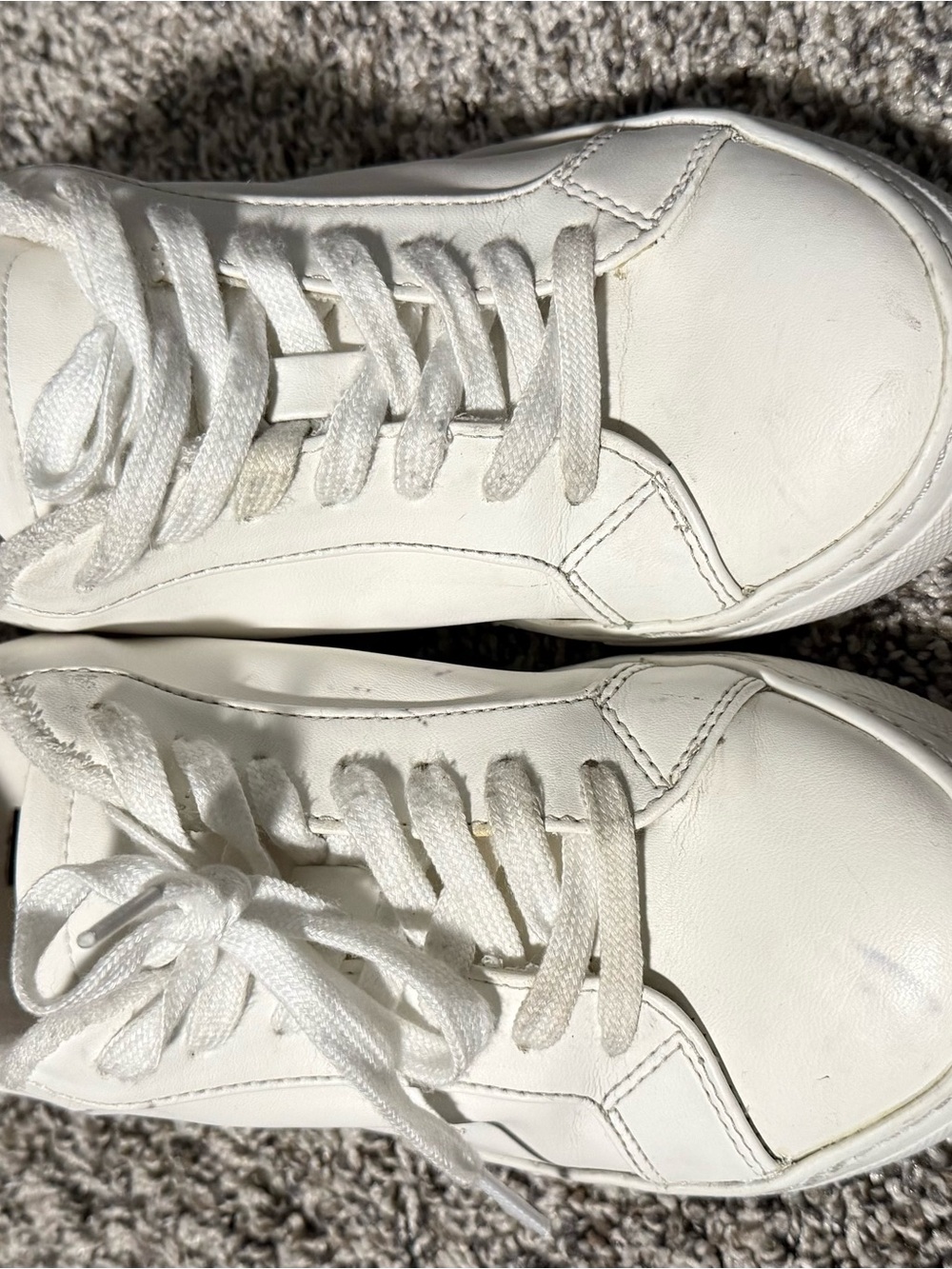 steven madded Classic womens White Low-Top Lace-Up Sneakers